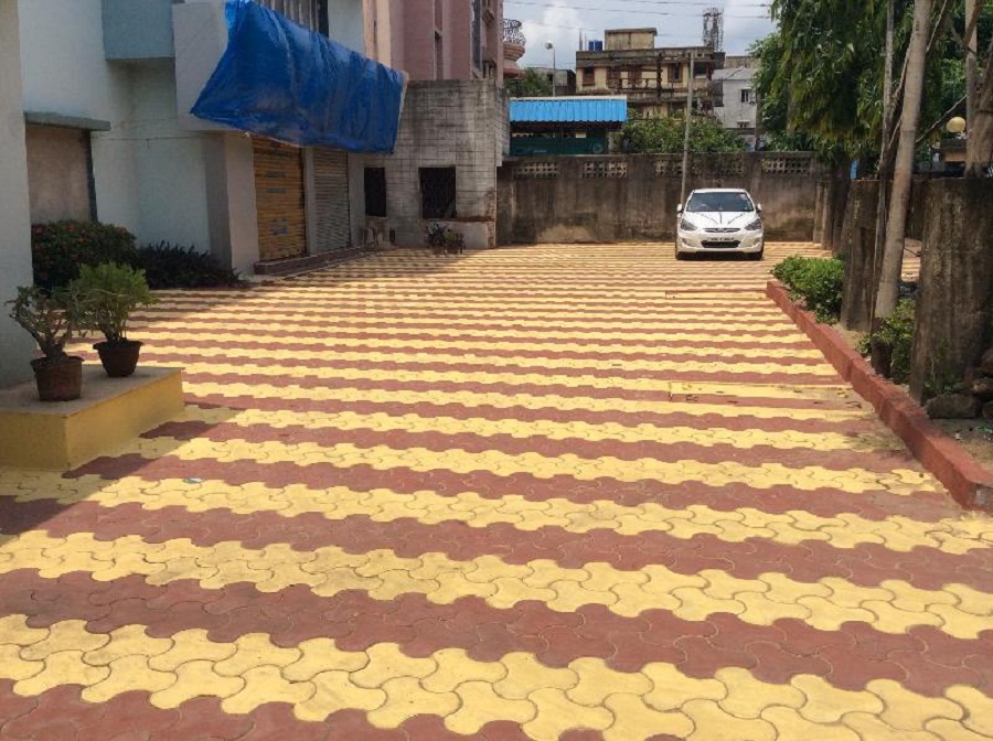 Desain Paving Block Dua Warna