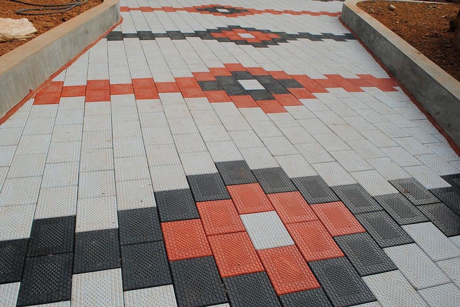 Desain Paving Block Pola Simetris