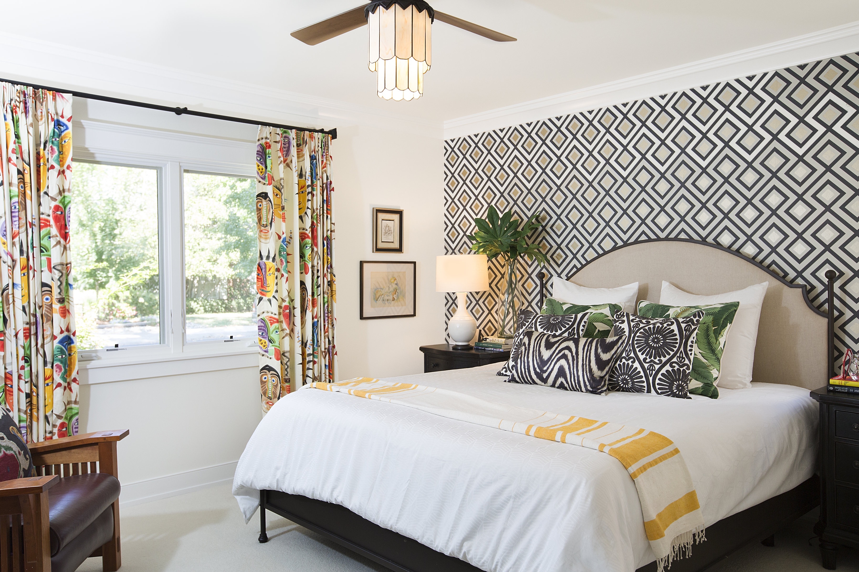 Wallpaper Dinding Motif Bujur Sangkar