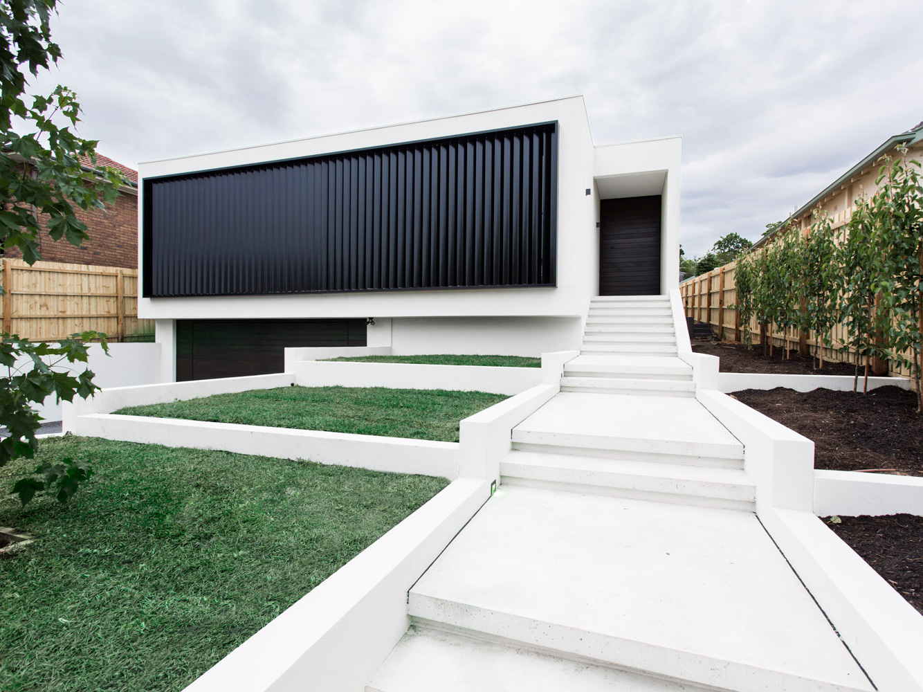 rumah mewah ala villa minimalis