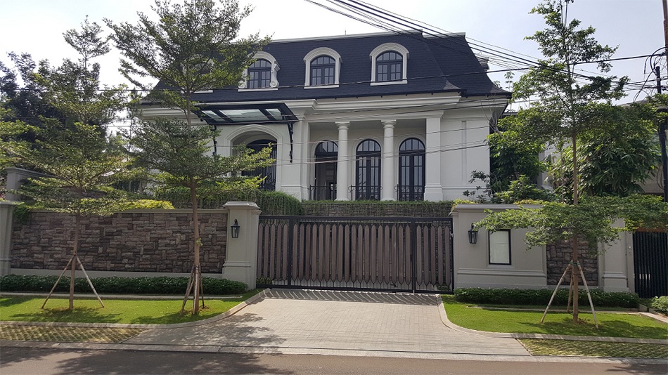 Desain Rumah Klasik Amerika
