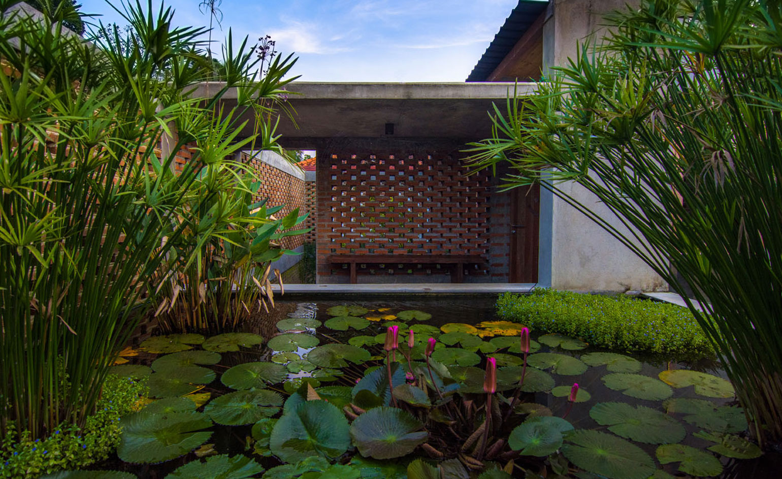 Gambar Taman Dalam Rumah Minimalis