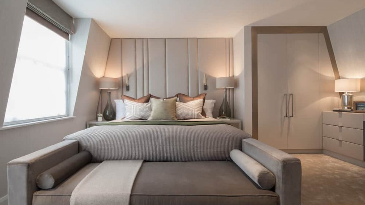 Kamar Tidur Mewah Elegan