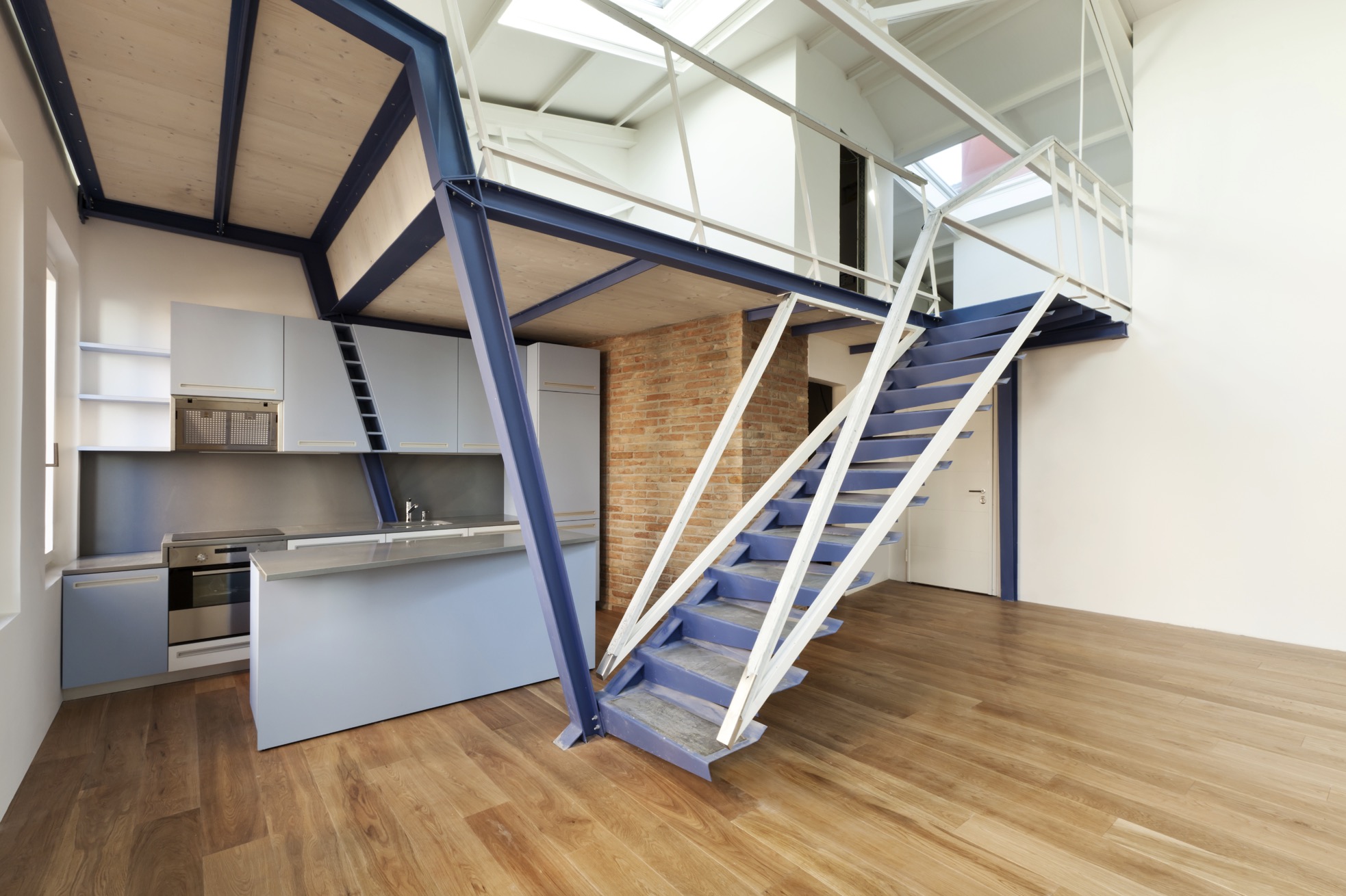 Mezzanine Terbuka di Atas Dapur