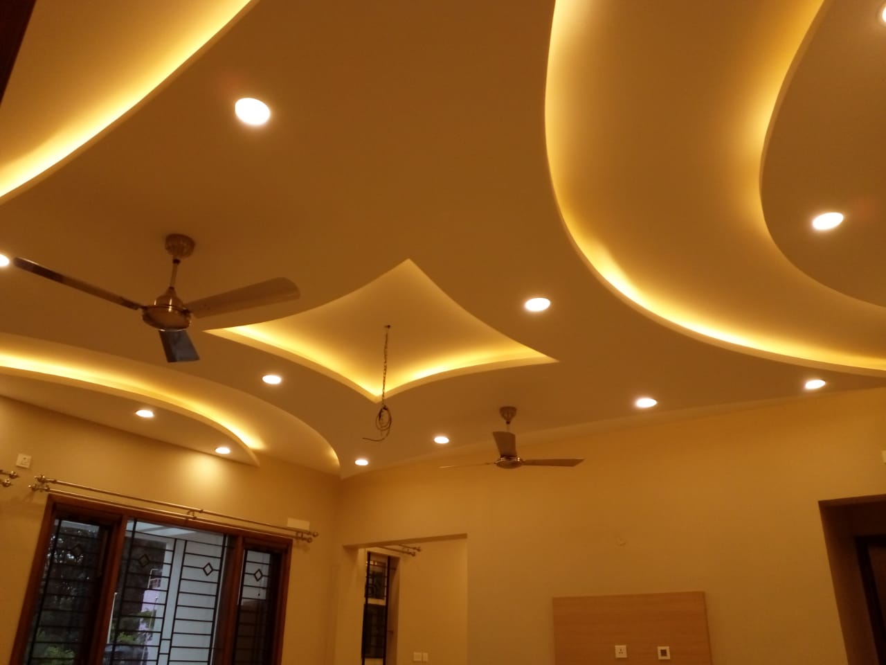 Model Gypsum Ruang Tamu Minimalis