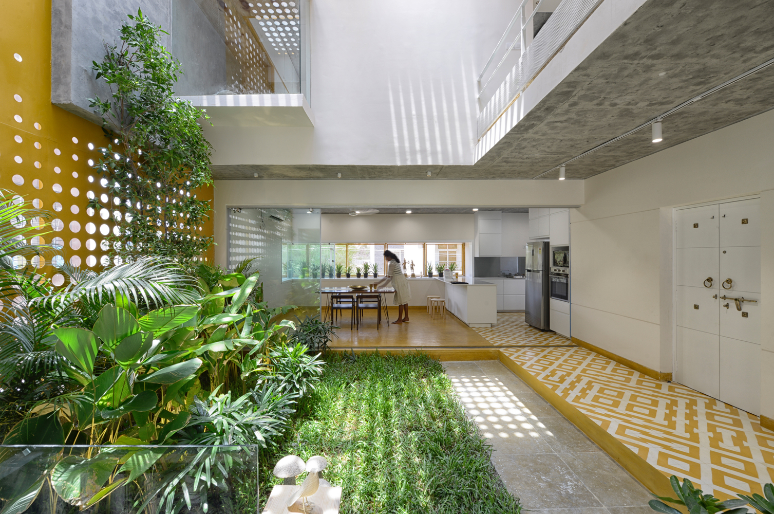 Model Taman Dalam Rumah Terbaru