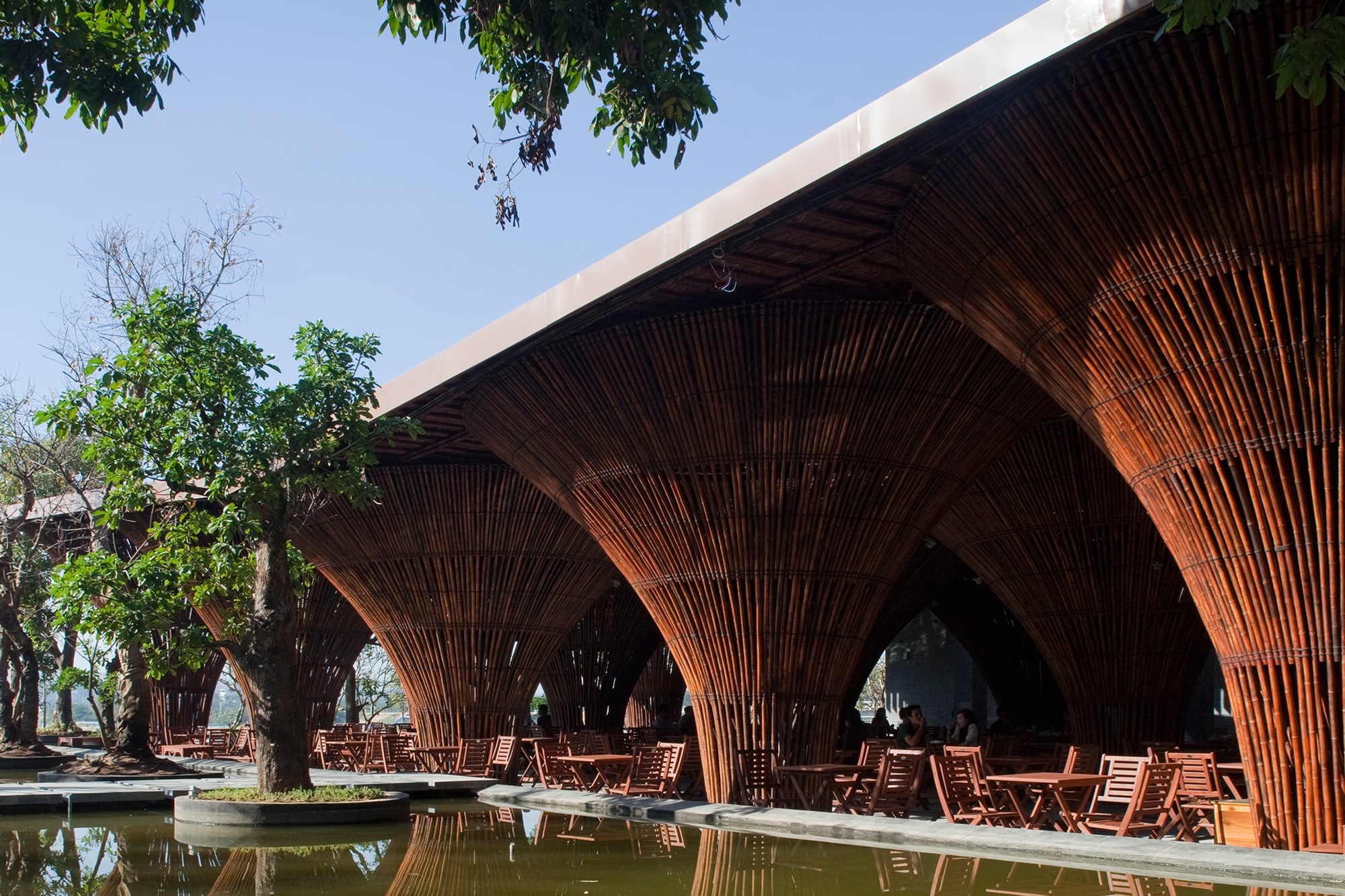 Resto Bertiang Bambu
