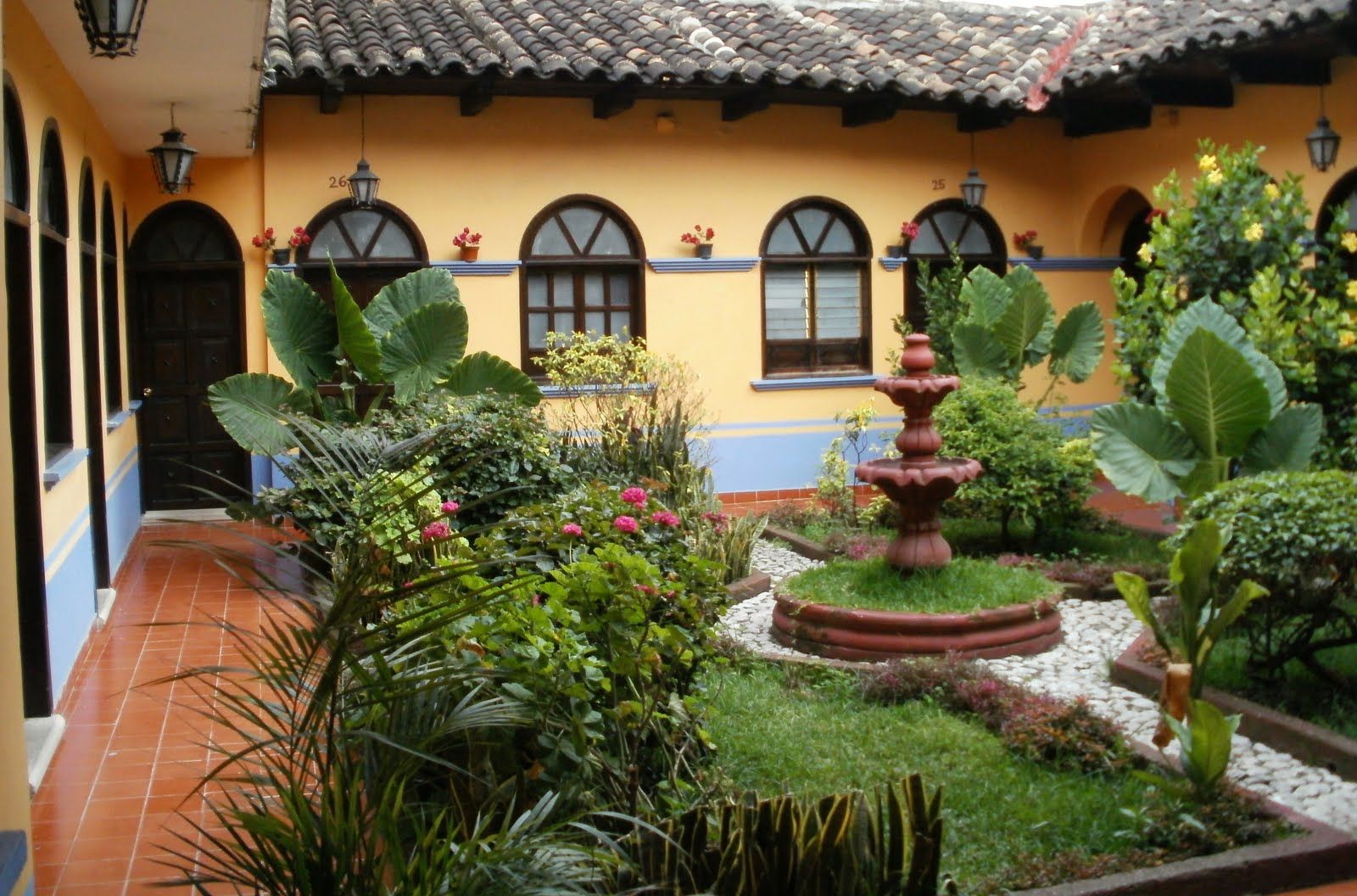 Ukuran Taman Dalam Rumah
