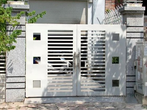 Model Pagar Stainless Minimalis