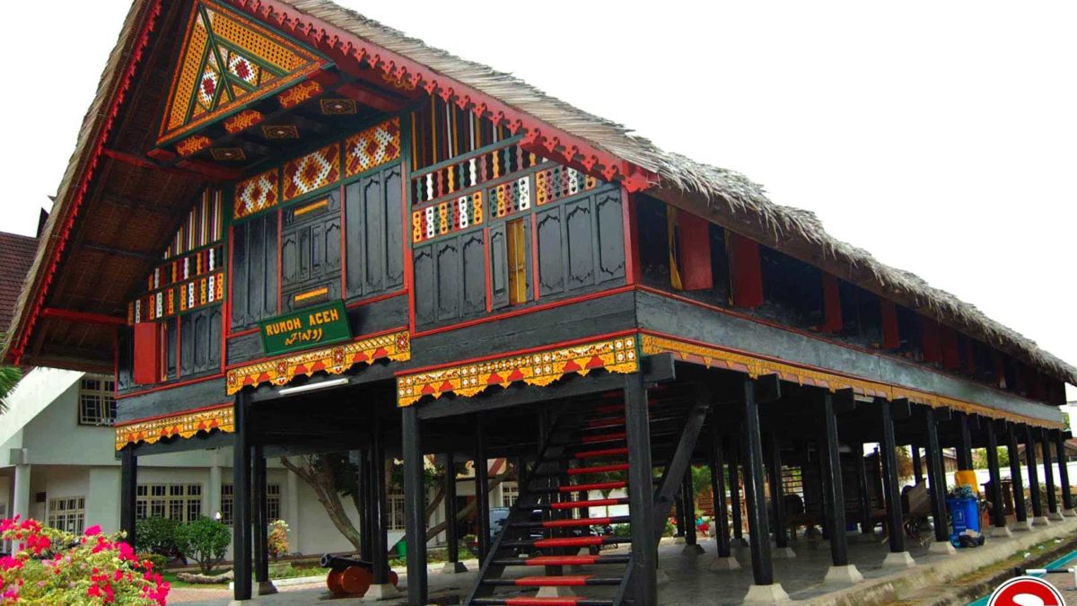 5 Ciri Khas Rumah Krong Bade dari Nanggroe Aceh Darussalam