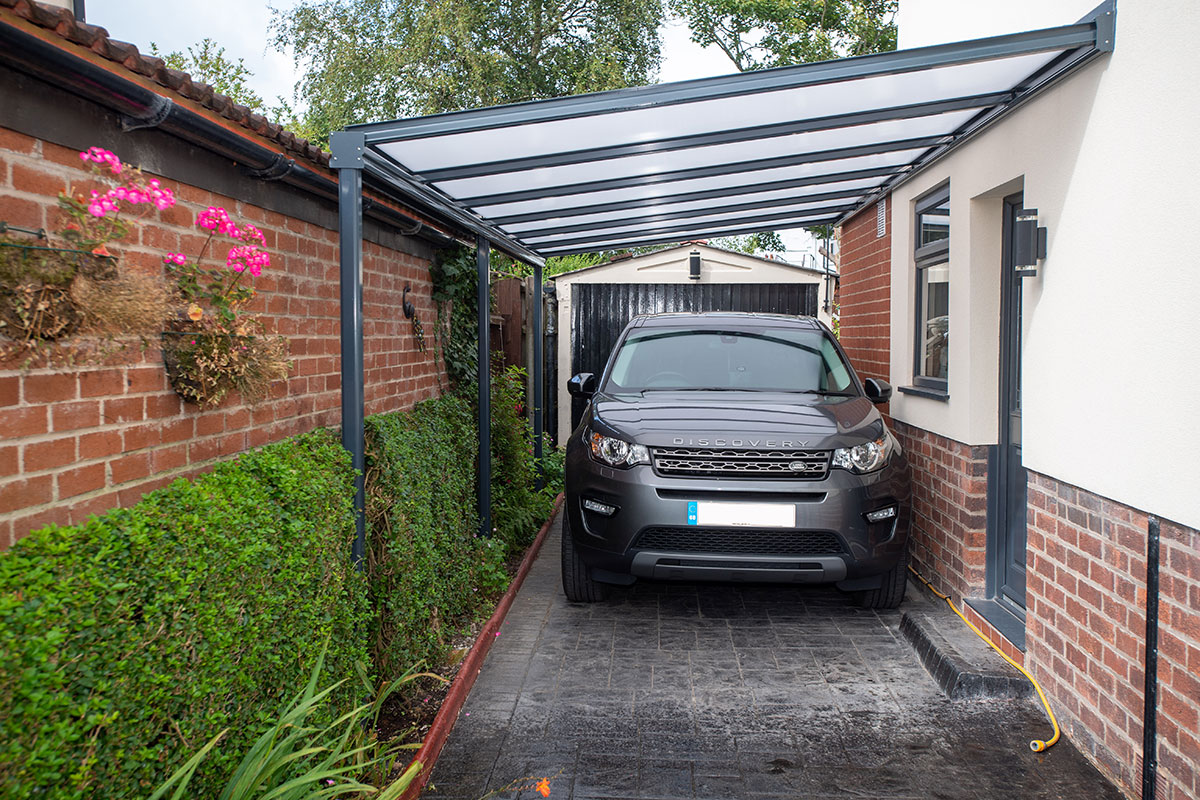 Kanopi kaca untuk carport