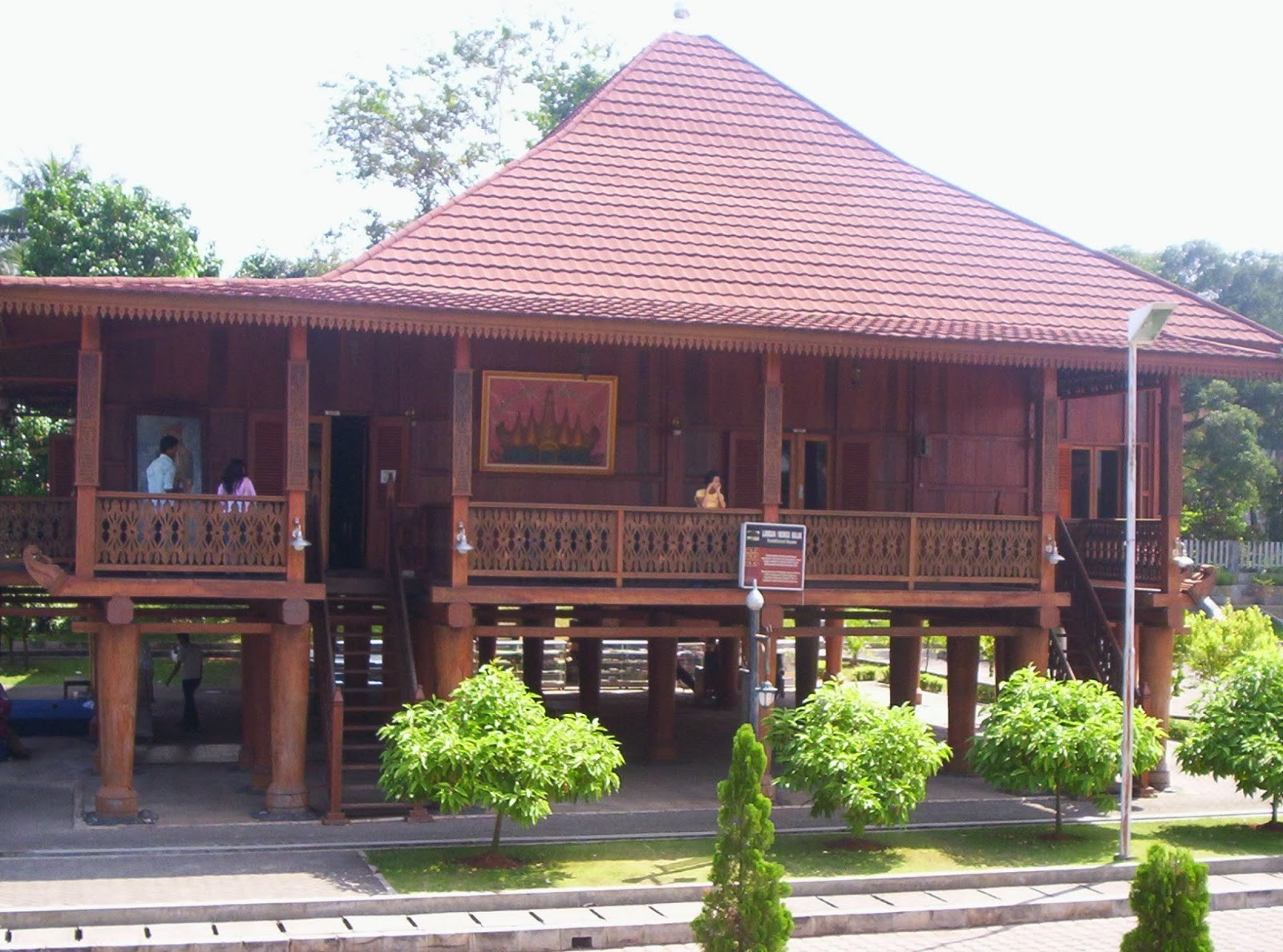 Rumah Adat Lampung
