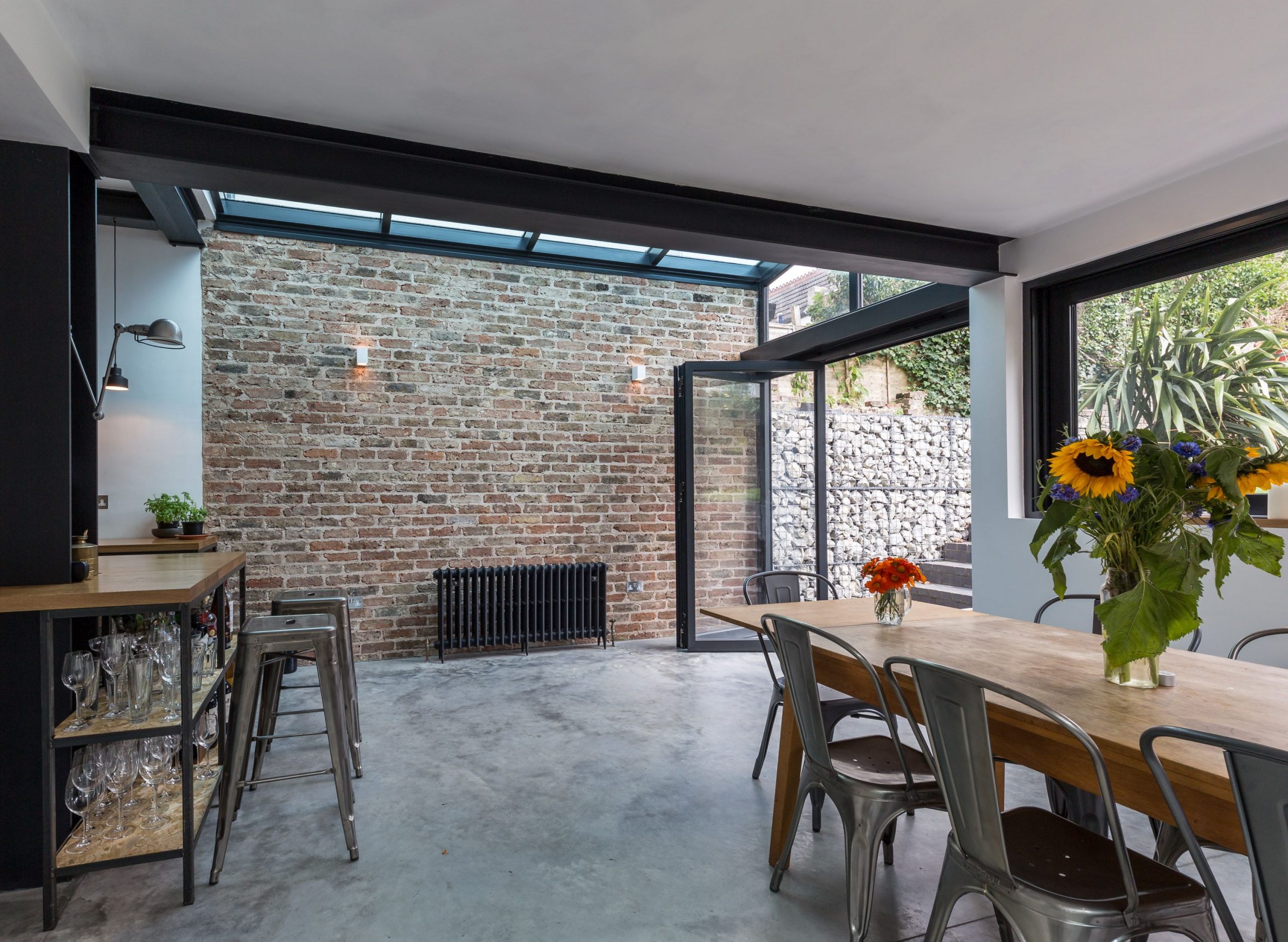 Keramik Roman untuk Rumah Bergaya Industrialis