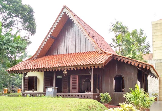 Rumah Adat Betawi Kebaya dari DKI Jakarta