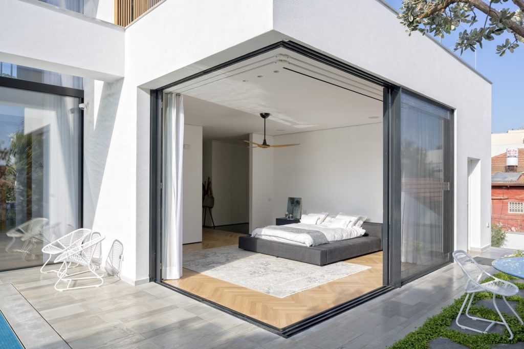 Desain Rumah Jendela Sudut