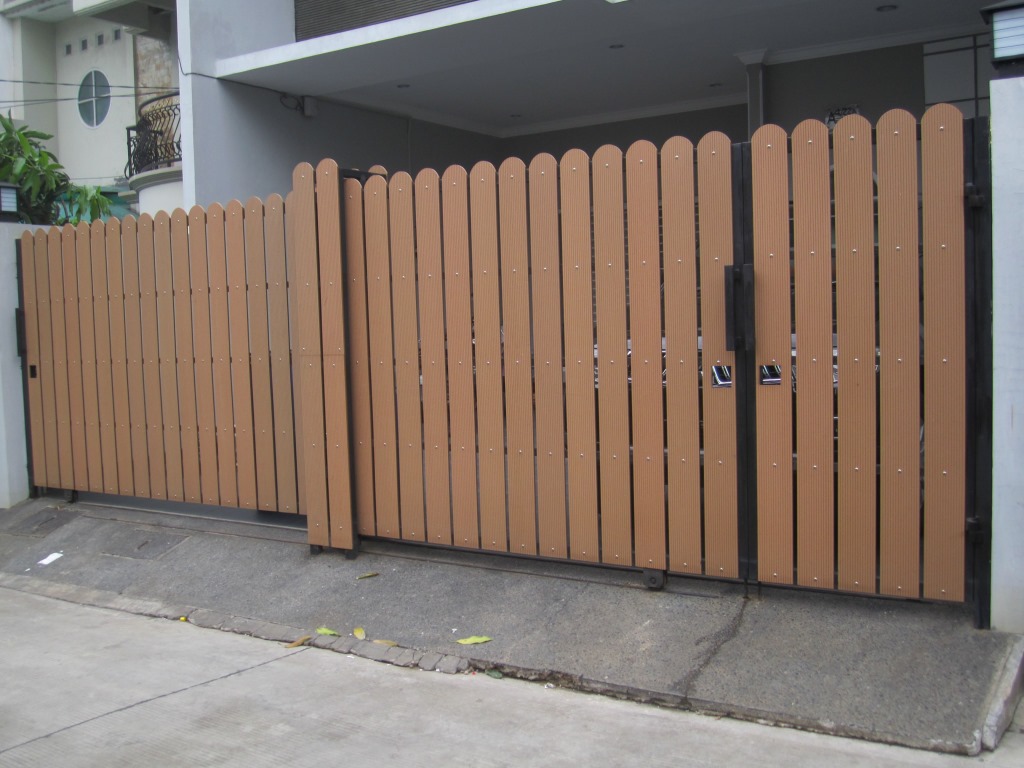 Warna Pagar Rumah Coklat